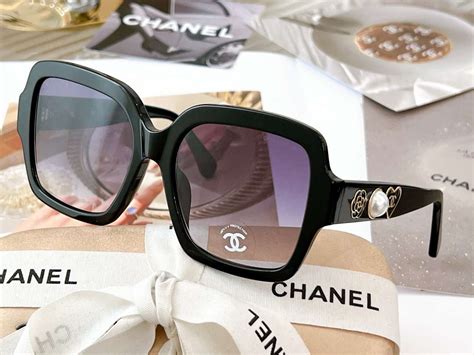 black chanel oversized sunglasses|chanel sunglasses with on side.